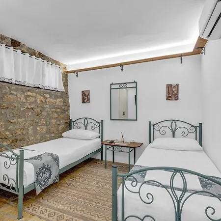 The Well House - Unesco Gorice Villa Berat