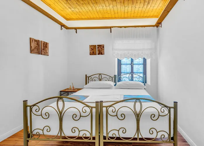 The Well House - Unesco Gorice 别墅 培拉特