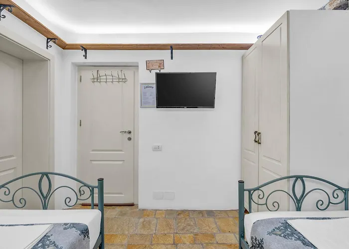 The Well House - Unesco Gorice Berat