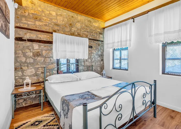 The Well House - Unesco Gorice Berat